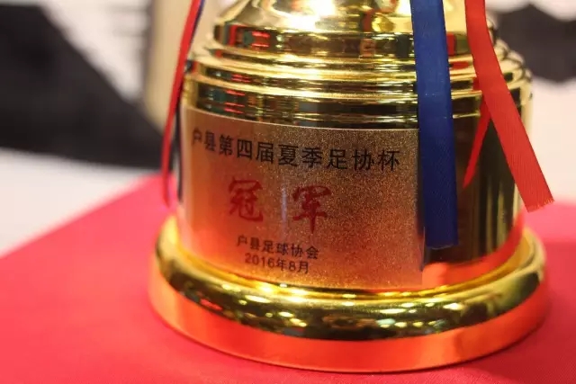 何超琼剖析豪门生活真相：并非享乐而是艰辛宿命